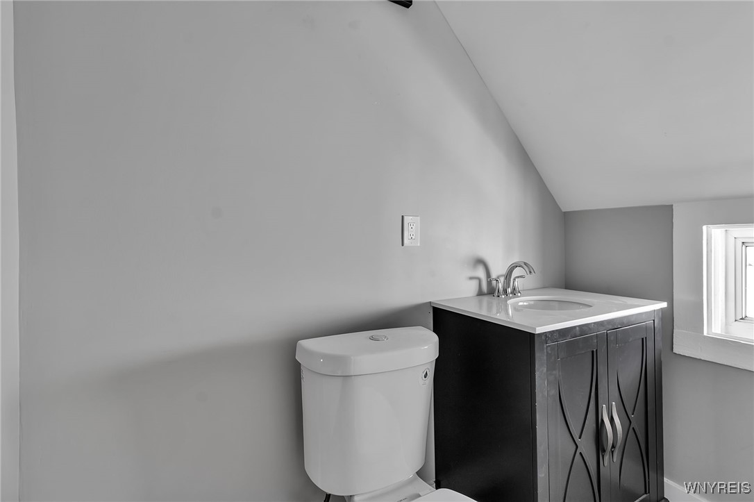 13 Unit, Unit 2 Buffalo, NY 14213 - Photo 13 of 18