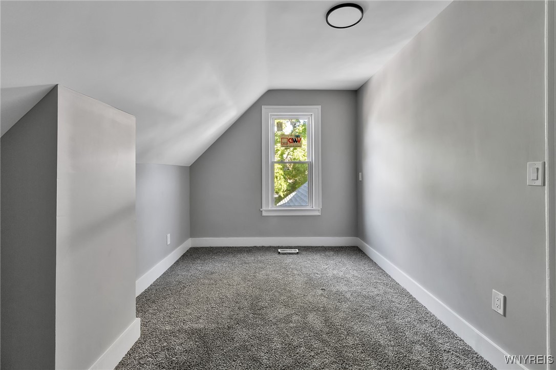 13 Unit, Unit 2 Buffalo, NY 14213 - Photo 17 of 18