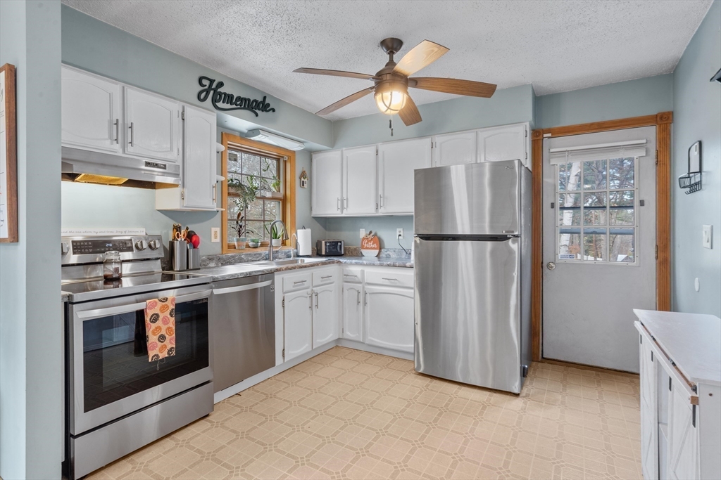214 Southbridge Road Warren, MA 01083 - Photo 15 of 32 Gallery Image 15