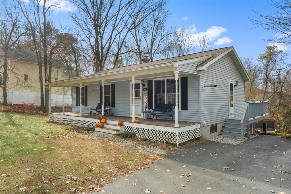 214 Southbridge Road Warren, MA 01083 - Photo 3 of 32 Gallery Image 3