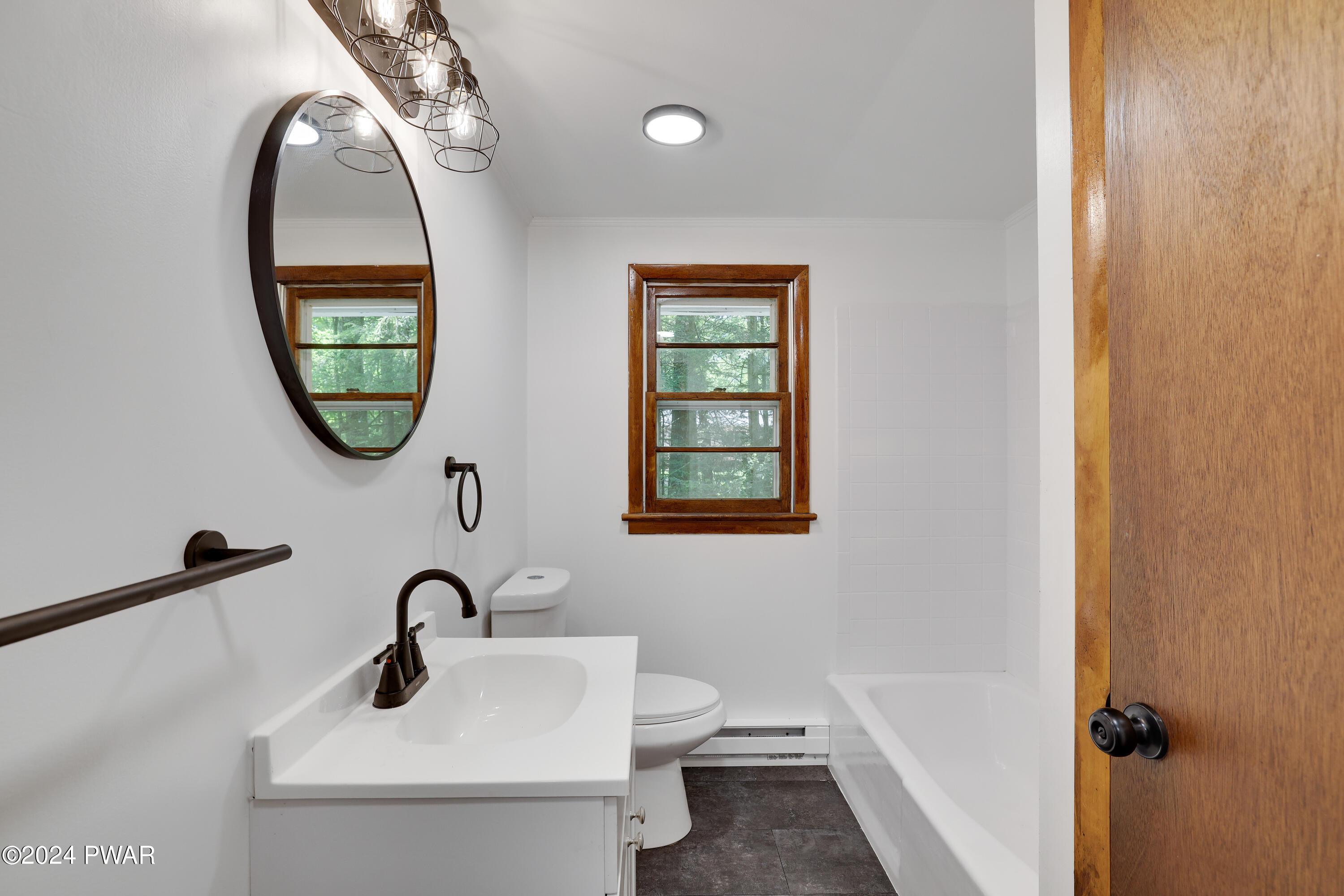 256 Wynding Way Bushkill, PA 18324 - Photo 15 of 32