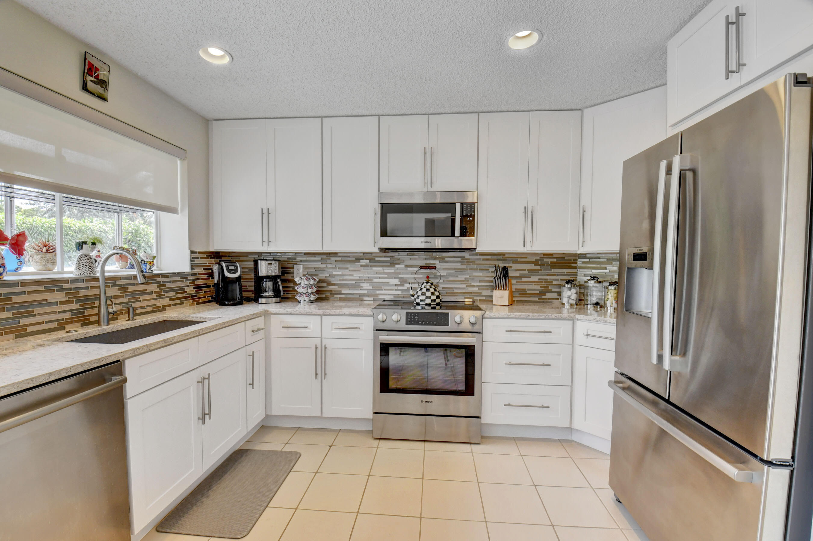 2232 Northwest 52nd Street Boca Raton, FL 33496 - Photo 12 of 38 18_dsc_2543_4_5_6_7