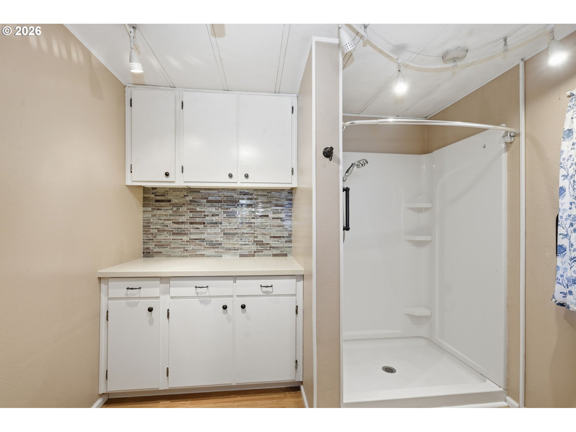 1475 Green Acres Road, Unit 141 Eugene, OR 97408 - Photo 18 of 36 Gallery Image 18