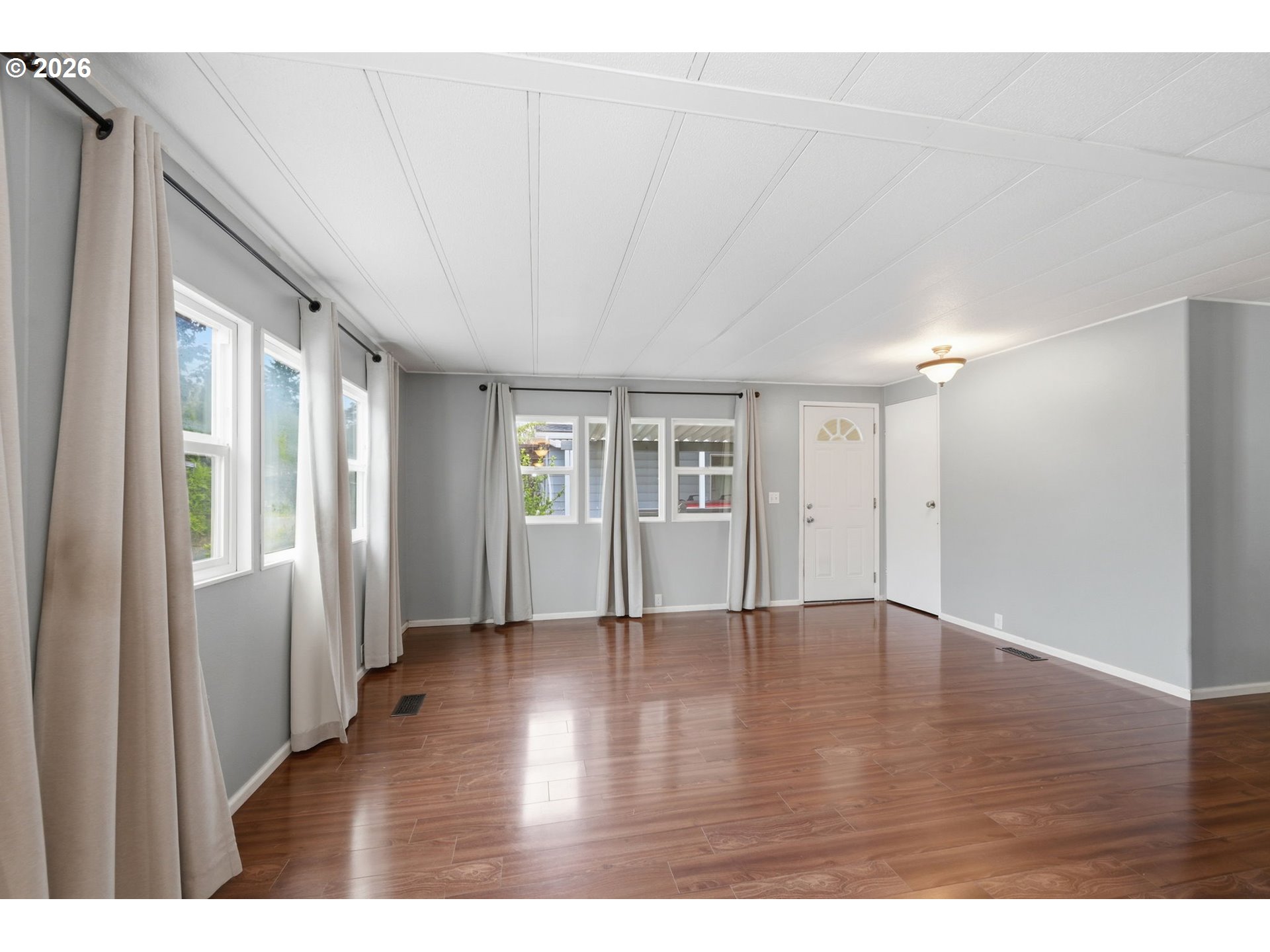 1475 Green Acres Road, Unit 141 Eugene, OR 97408 - Photo 6 of 36 Gallery Image 6