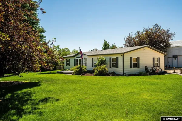 $999,000 | 925 West Fetterman Street, Buffalo, WY 82834