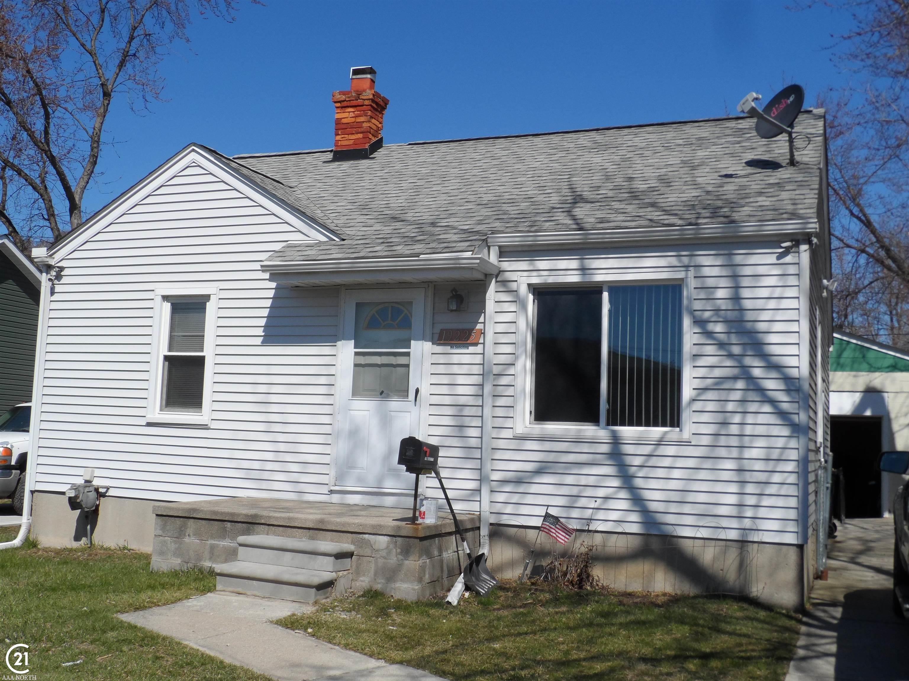 19225 12 Mile Road Roseville, MI 48066 - Photo 1 of 41