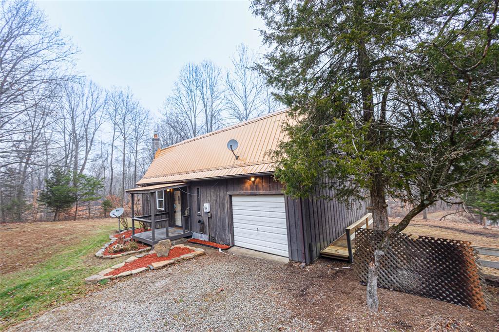 1869 North Powell Road Columbus, IN 47201 - Photo 2 of 39