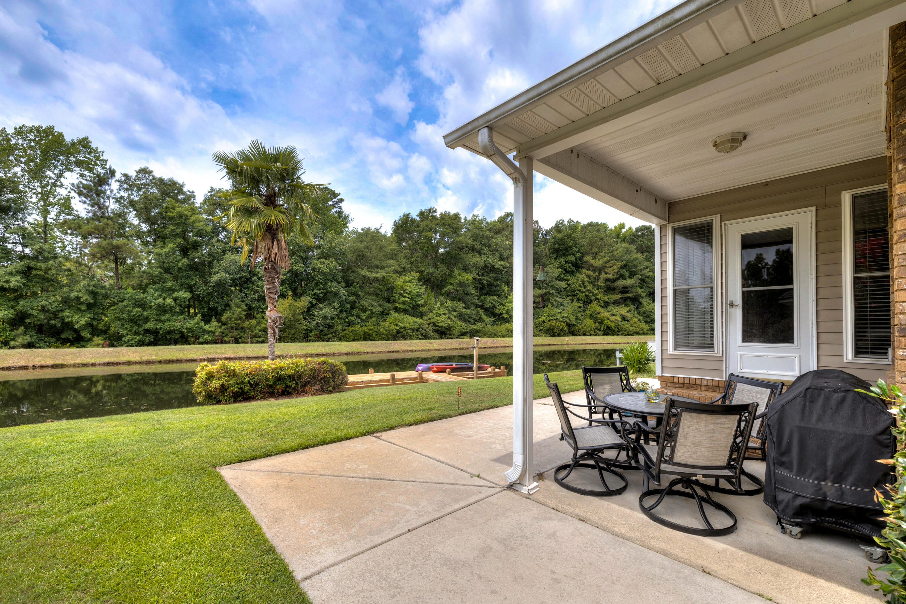 85 Ridge Lake Drive Manning, SC 29102 - Photo 11 of 62 COVERED SECTION