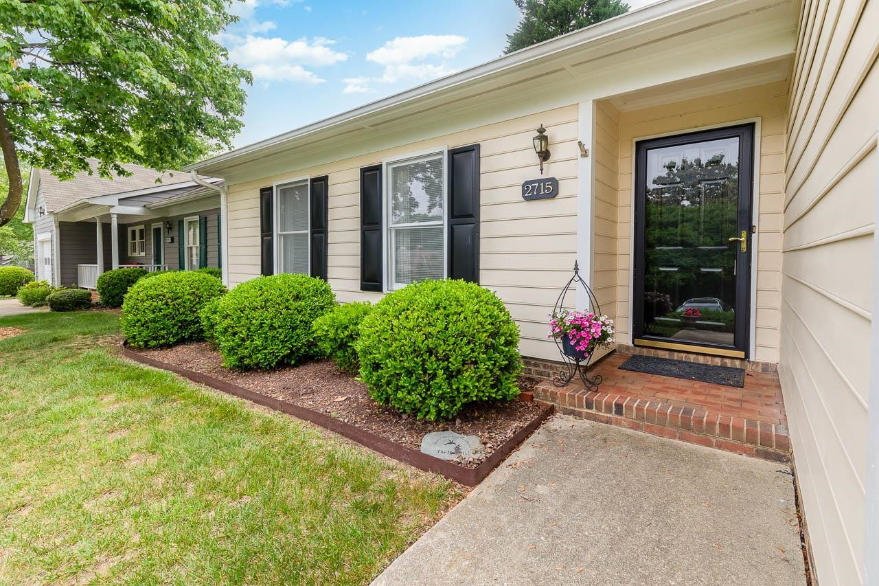 2715 Cottage Circle Raleigh, NC 27613 - Photo 2 of 26 Photo 2