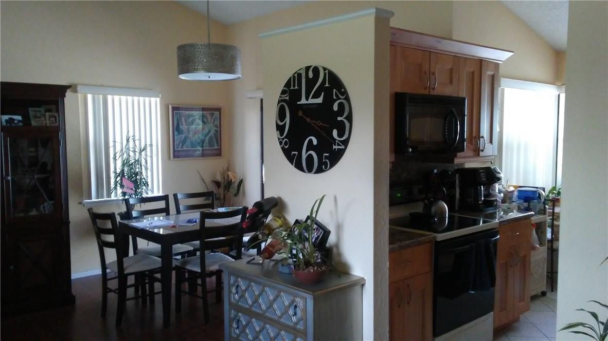 23290 Southwest 58th Avenue, Unit A Boca Raton, FL 33428 - Photo 10 of 27 DINNING ROOM