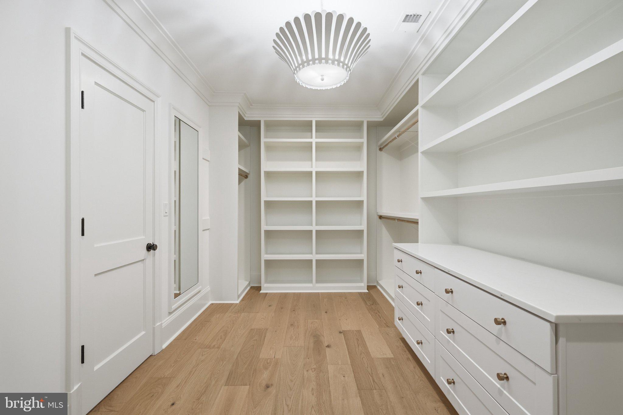 6008 Oakdale Road McLean, VA 22101 - Photo 50 of 111