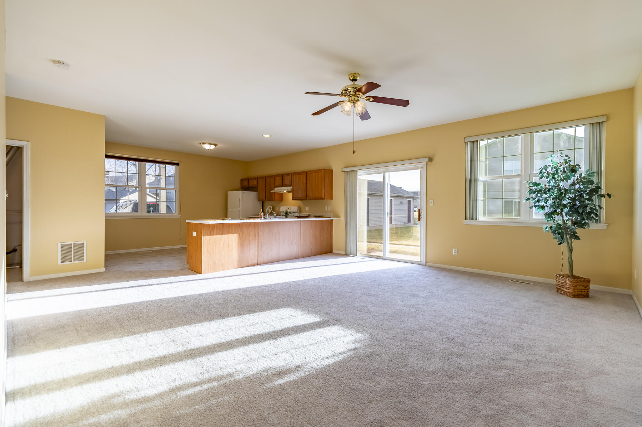 1253 Primrose Lane Schererville, IN 46375 - Photo 9 of 19 a view of an empty room with a window