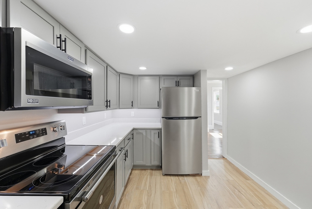 342 Front Street, Unit 2L Chicopee, MA 01013 - Photo 11 of 28 Gallery Image 11