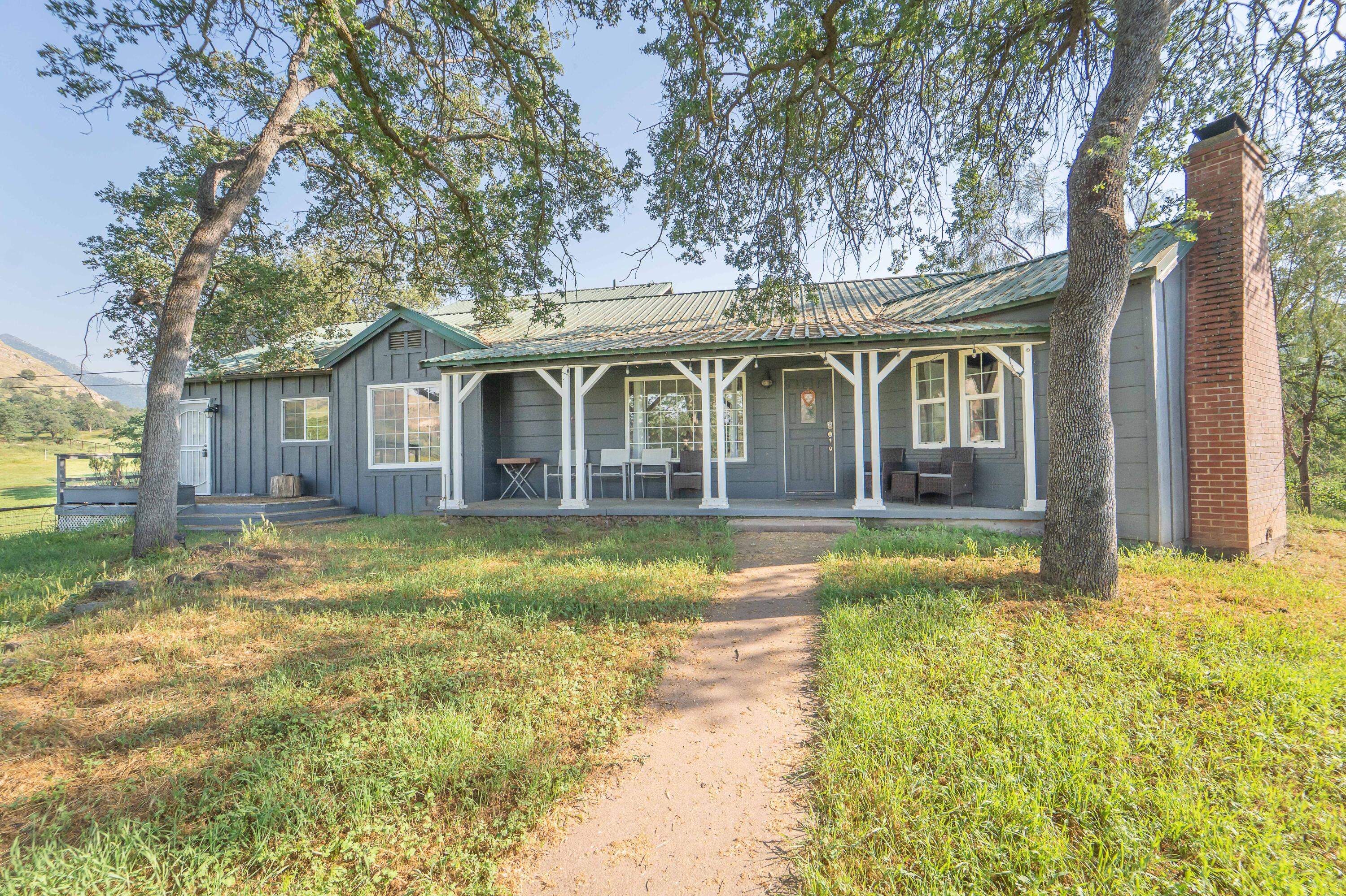40716 Old Three Rivers Road Three Rivers, CA 93271 - Photo 1 of 79 Gallery Image 1