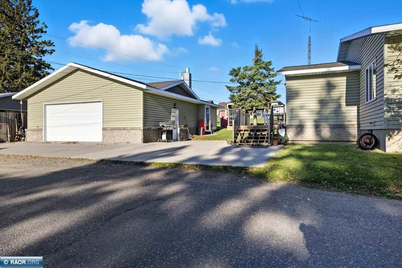203 Nevada Avenue Gilbert, MN 55741 - Photo 3 of 15
