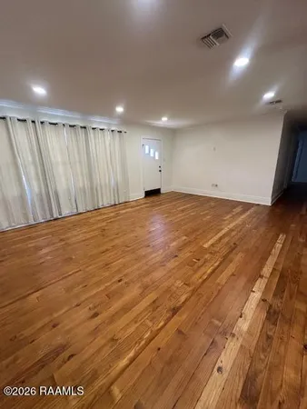 $2,300 | 244 North College Road, Lafayette, LA 70506