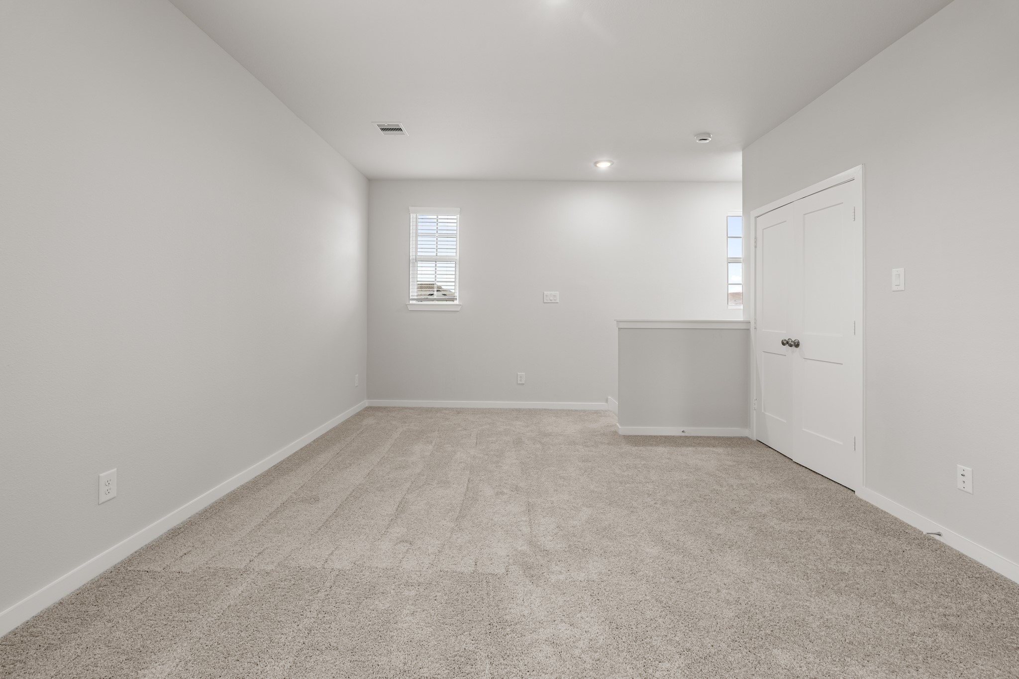641 Pomegranate Lane La Marque, TX 77568 - Photo 13 of 22 a view of empty room
