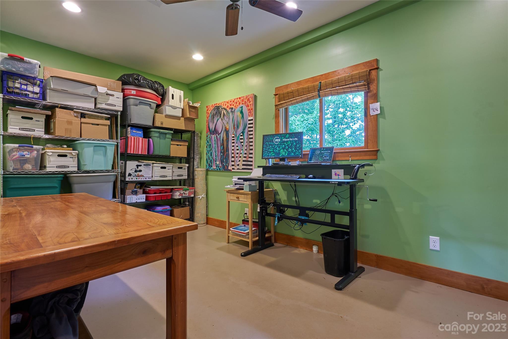 204 Hooker Road Tryon, NC 28782 - Photo 28 of 34 a room with musical instruments