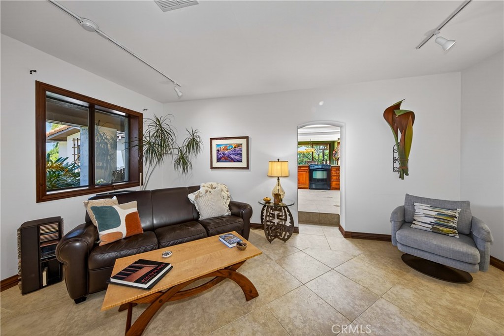 707 Wabash Avenue Redlands, CA 92374 - Photo 19 of 50 a living room with furniture and a window