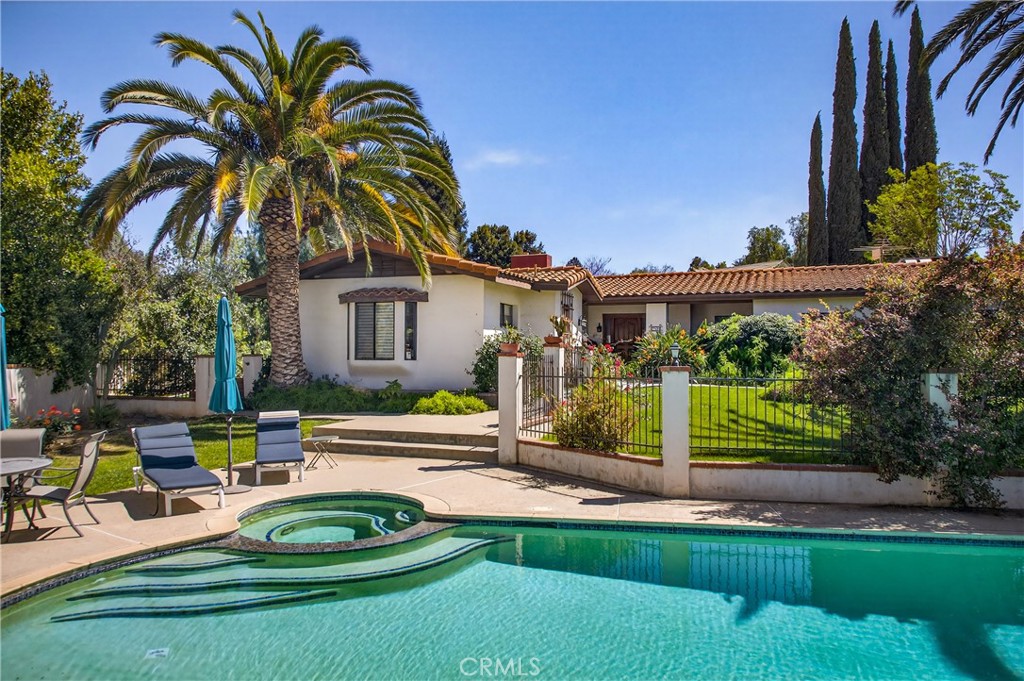 707 Wabash Avenue Redlands, CA 92374 - Photo 30 of 50 a front view of a house with garden and patio