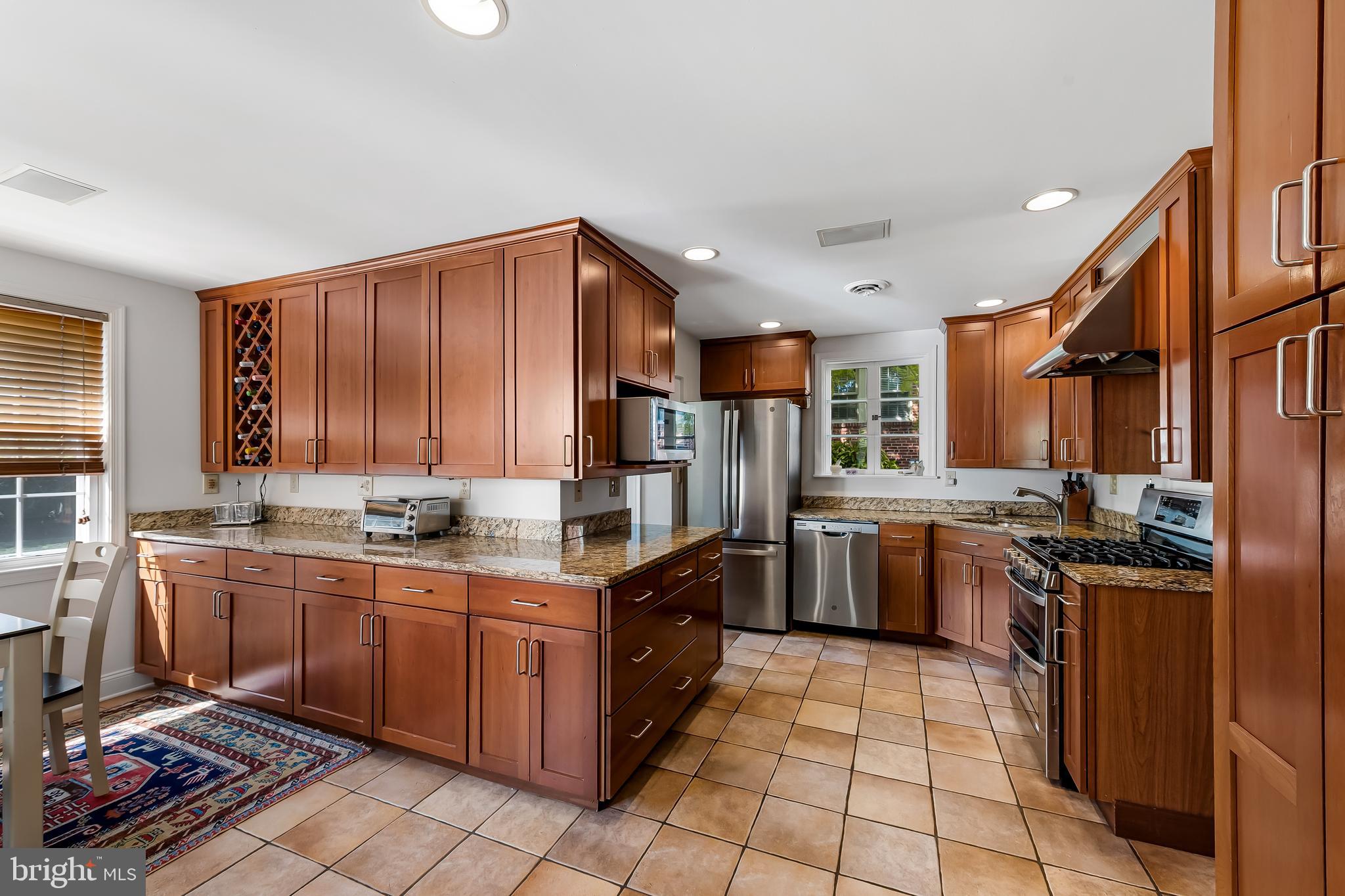 6900 Avondale Road Baltimore, MD 21212 - Photo 8 of 41 Gallery Image 8