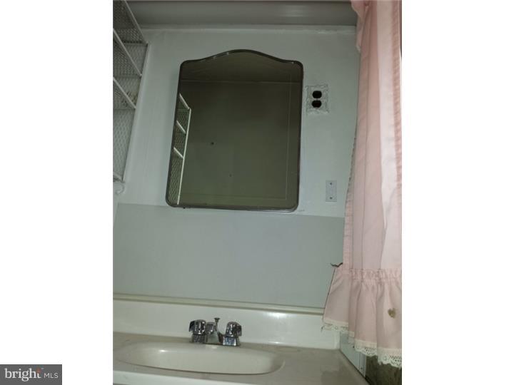 63 Reed Avenue Hamilton, NJ 08610 - Photo 16 of 25 Bathroom