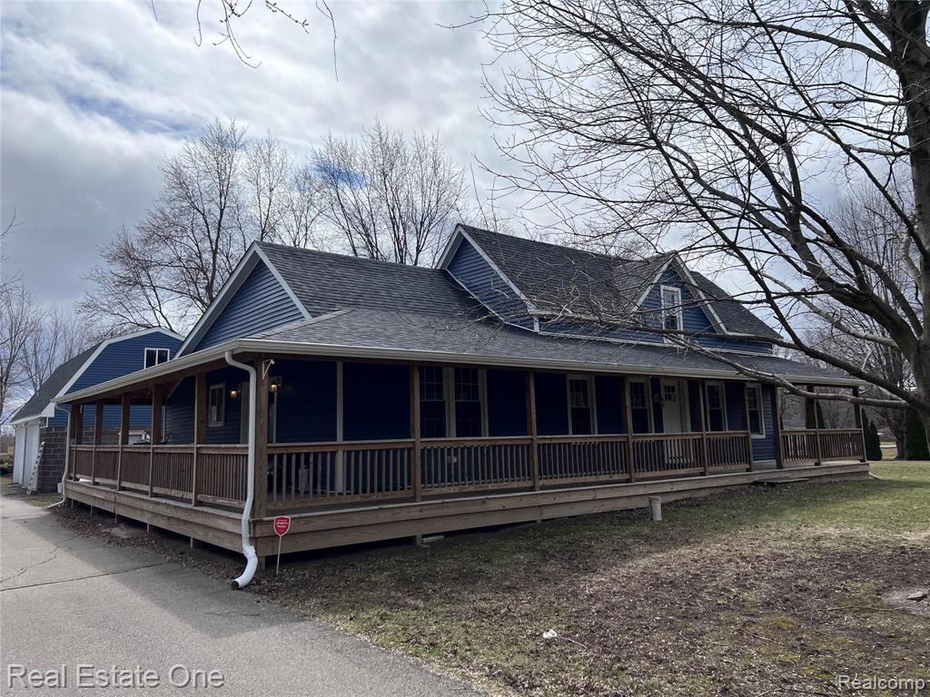 6304 East Coldwater Road Flint, MI 48506 - Photo 2 of 59