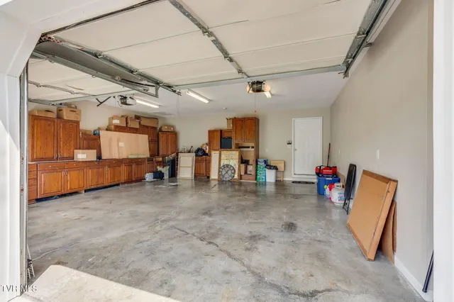 $409,000 | 19275 Wyndale Road, Abingdon, VA 24210