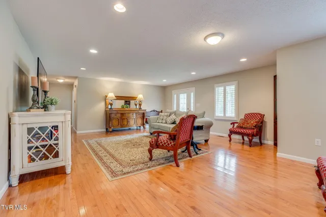 $409,000 | 19275 Wyndale Road, Abingdon, VA 24210