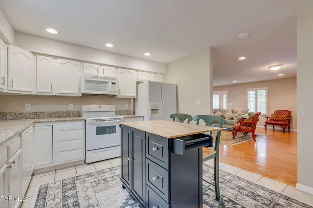 $409,000 | 19275 Wyndale Road, Abingdon, VA 24210