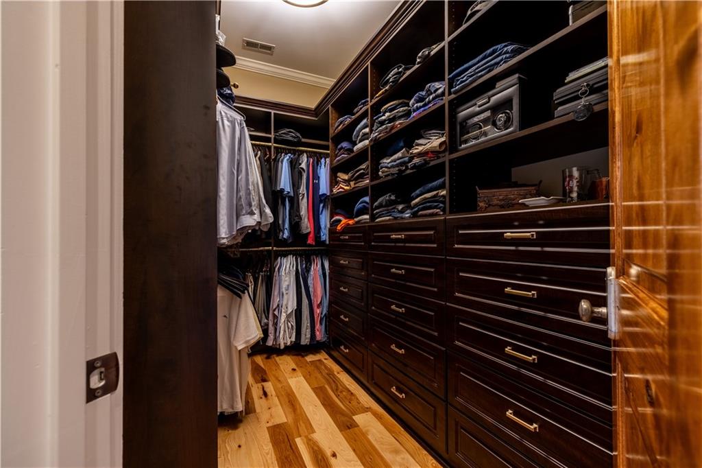 525 North River Road Northeast Rome, GA 30161 - Photo 28 of 101 a close up of the shower