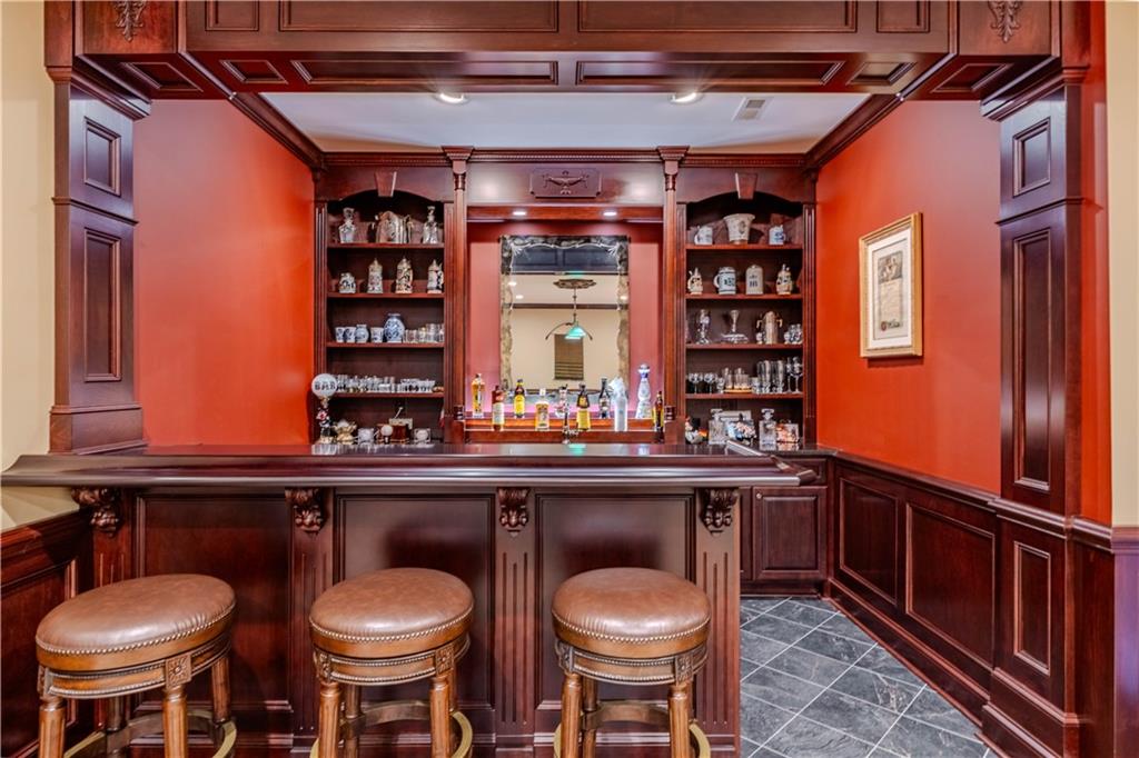 525 North River Road Northeast Rome, GA 30161 - Photo 50 of 101 a table and chairs in a room