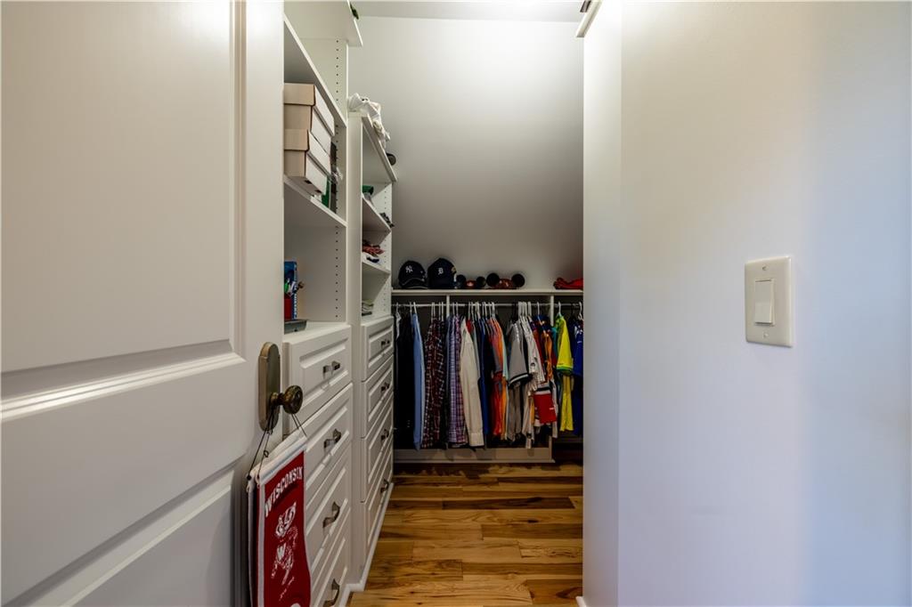 525 North River Road Northeast Rome, GA 30161 - Photo 76 of 101 a view of a closet
