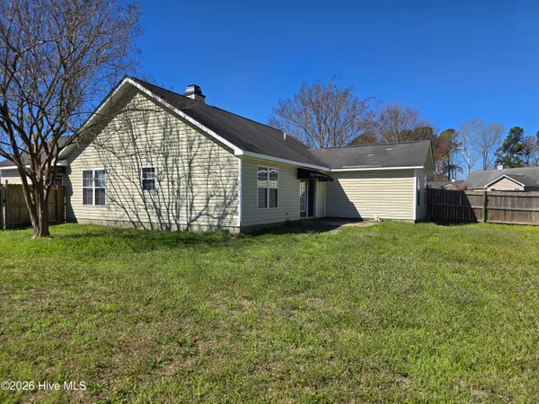 $229,000 | 1200 St Charles Circle, Greenville, NC 27834