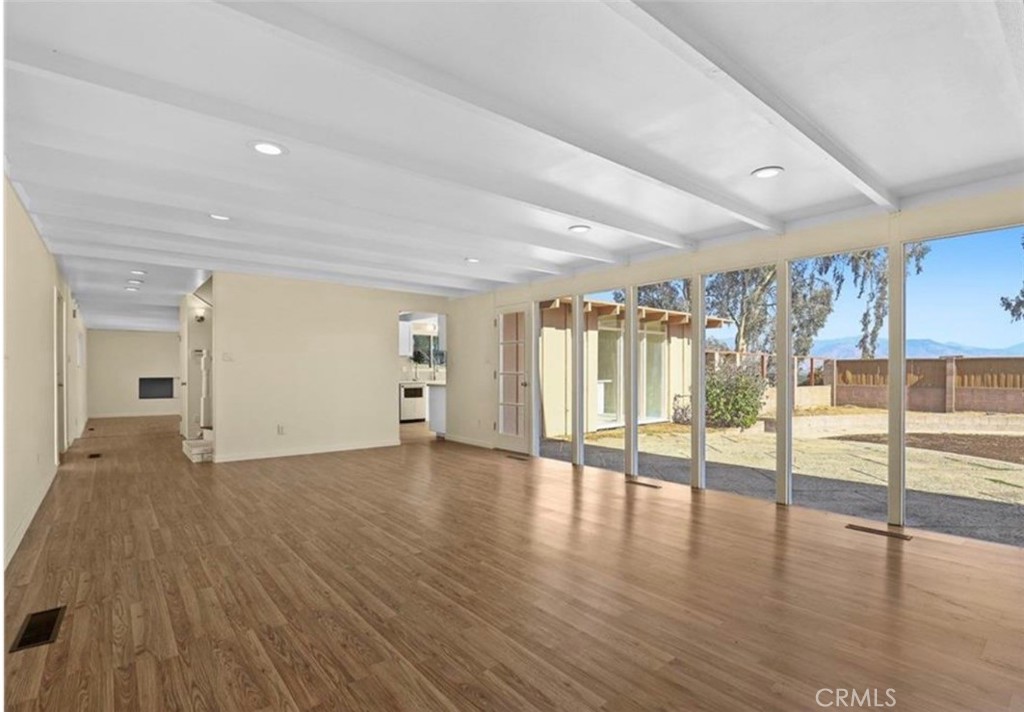 1445 North Pepper Avenue Rialto, CA 92376 - Photo 5 of 21