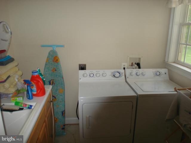 4344 Basford Road Frederick, MD 21703 - Photo 4 of 28 Interior (General)
