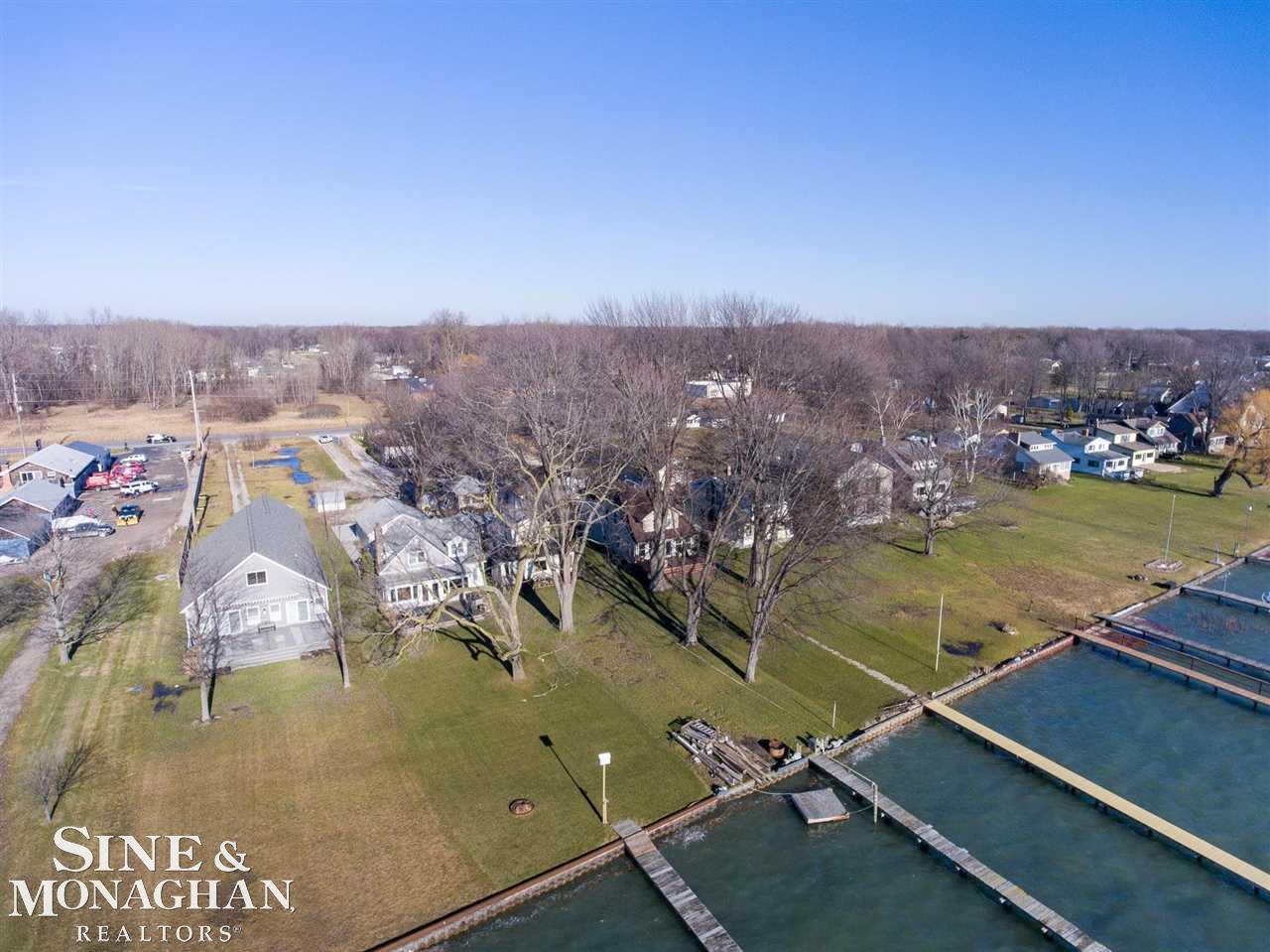 5025 Pointe Tremble Road Algonac, MI 48001 - Photo 64 of 68 50062648-63.JPG