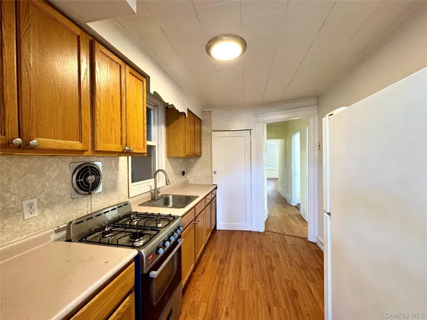 $748,000 | 1811 Parkview Avenue | Tremont Terrace