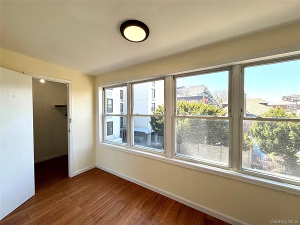 $748,000 | 1811 Parkview Avenue | Tremont Terrace