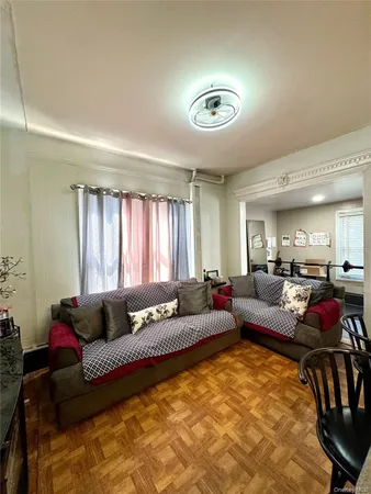 $748,000 | 1811 Parkview Avenue | Tremont Terrace