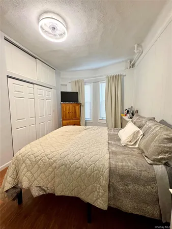$748,000 | 1811 Parkview Avenue | Tremont Terrace
