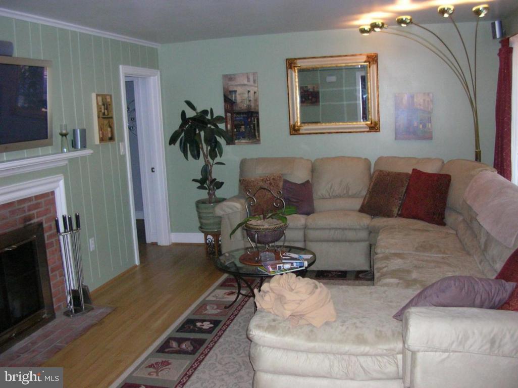 2506 Helena Road Lancaster, PA 17603 - Photo 2 of 4 Gallery Image 2