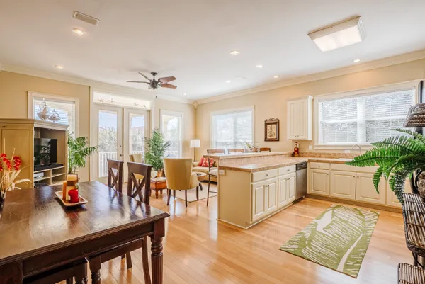 $889,000 | 419 La Valencia Circle, Panama City Beach, FL 32413