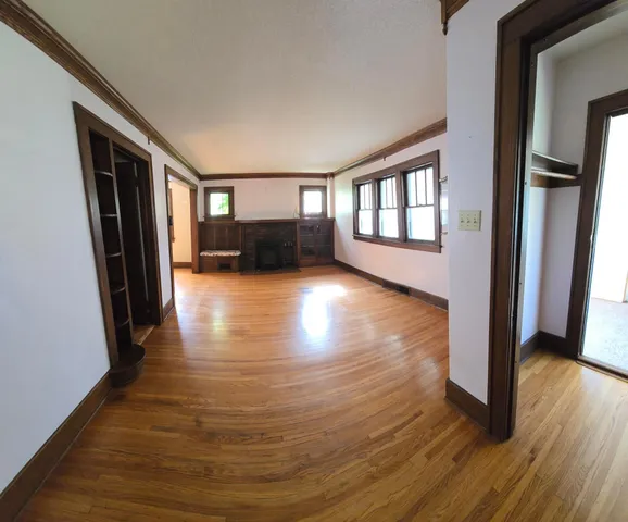 $242,000 | 309 5th Street Southwest, Austin, MN 55912