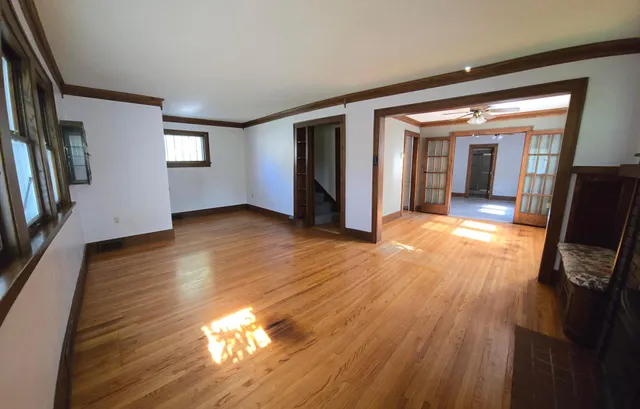 $242,000 | 309 5th Street Southwest, Austin, MN 55912