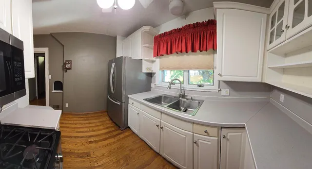 $242,000 | 309 5th Street Southwest, Austin, MN 55912