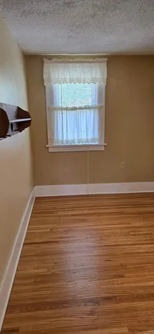 $242,000 | 309 5th Street Southwest, Austin, MN 55912