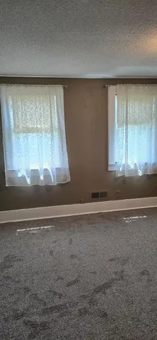 $242,000 | 309 5th Street Southwest, Austin, MN 55912