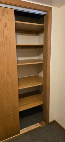 $242,000 | 309 5th Street Southwest, Austin, MN 55912