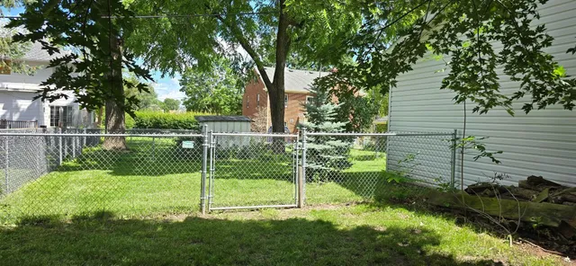 $242,000 | 309 5th Street Southwest, Austin, MN 55912